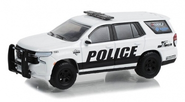 30356 Hot Pursuit - 2021 Chevrolet Tahoe Police Pursuit Vehicle (PPV) - General Motors Fleet Police Show Vehicle - White and Black 1:64